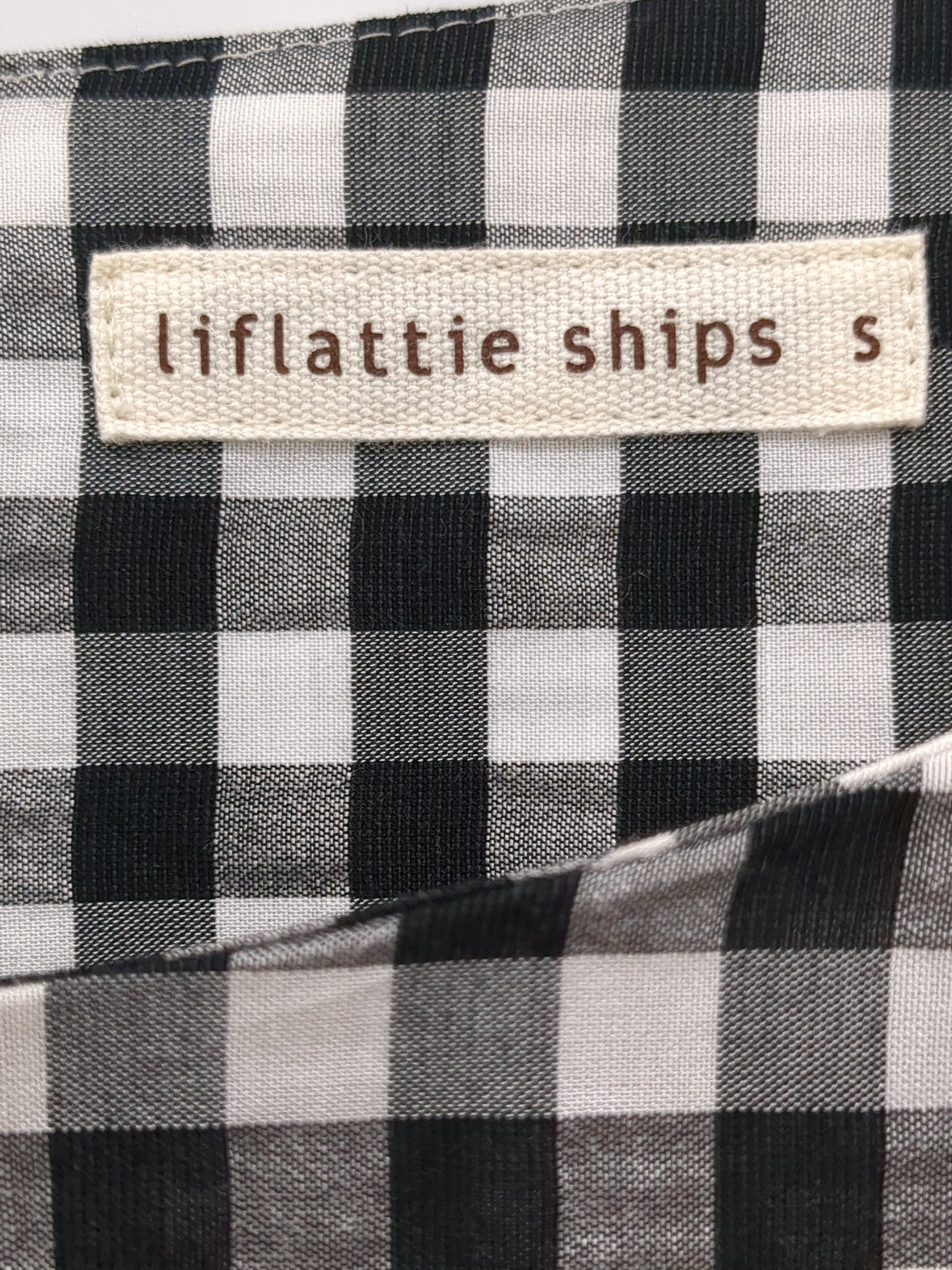 liflattie ships:ギンガムフレアスリーブブラウス