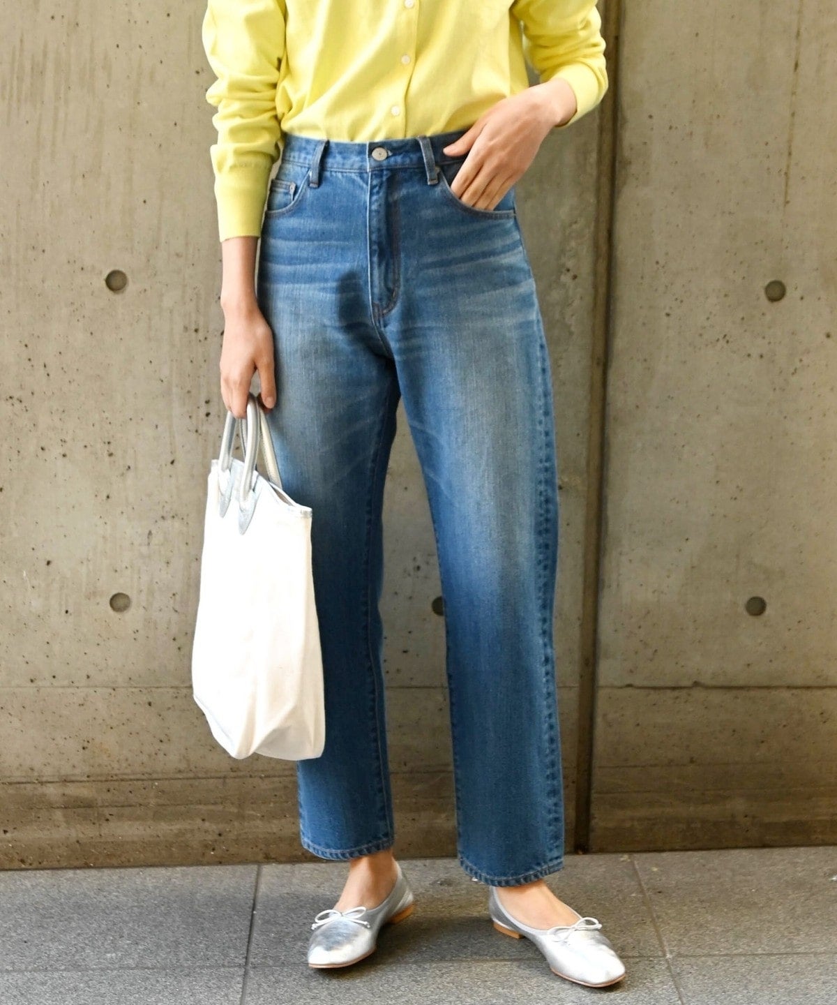 SHIPS any:〈ウォッシャブル〉ハイライズ ストレート デニムパンツ［SHIPS any DENIM］