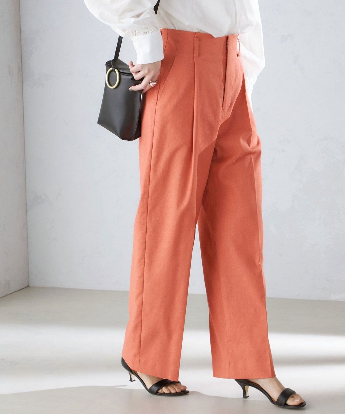〈手洗い可能 〉ドライオックス フロント タック ストレート パンツ 25SS