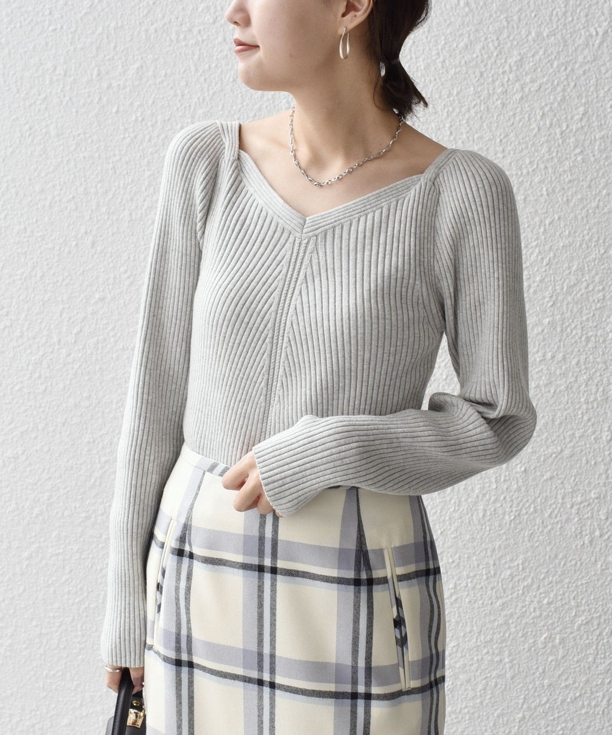 〈手洗い可能〉シルク ブレンド スクエア リブ ニット