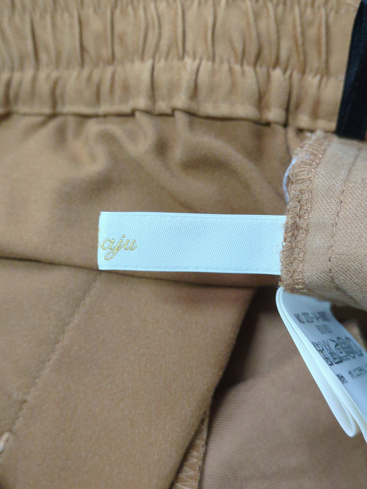 Khaju:SUEDE TAPERED PT