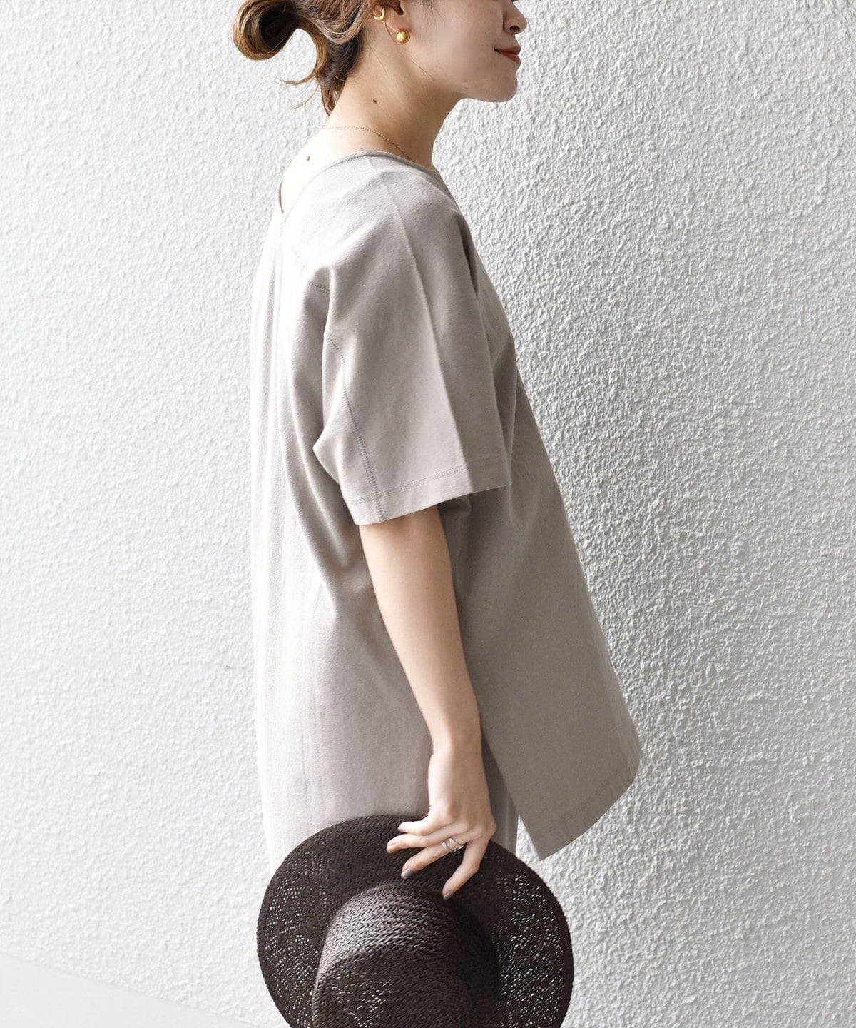 【WEB限定】〈UVカット〉USAコットンルーズVネックTEE