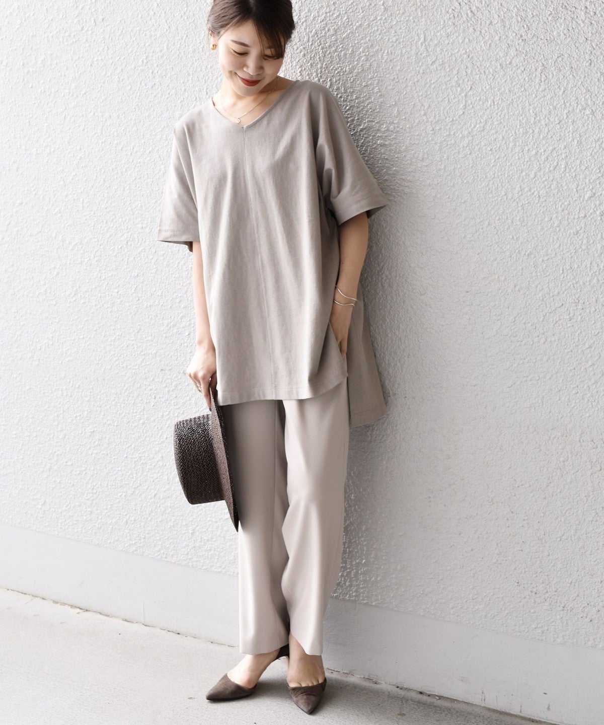 【WEB限定】〈UVカット〉USAコットンルーズVネックTEE