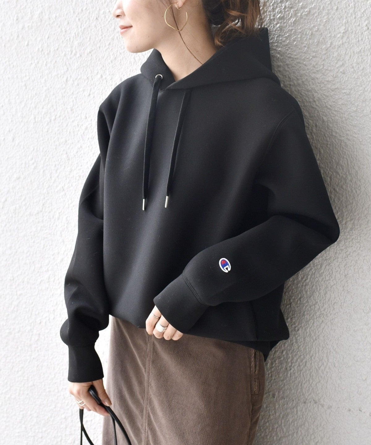 【SHIPS別注】Champion:ダンボールフードパーカー