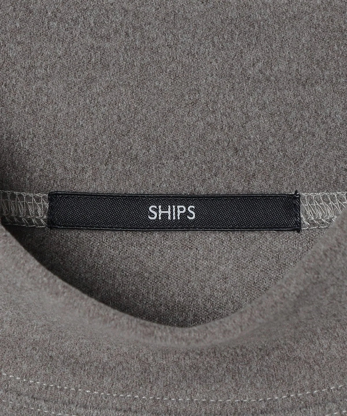 SHIPS: モイスチャー ハイネック プルオーバー 22FW