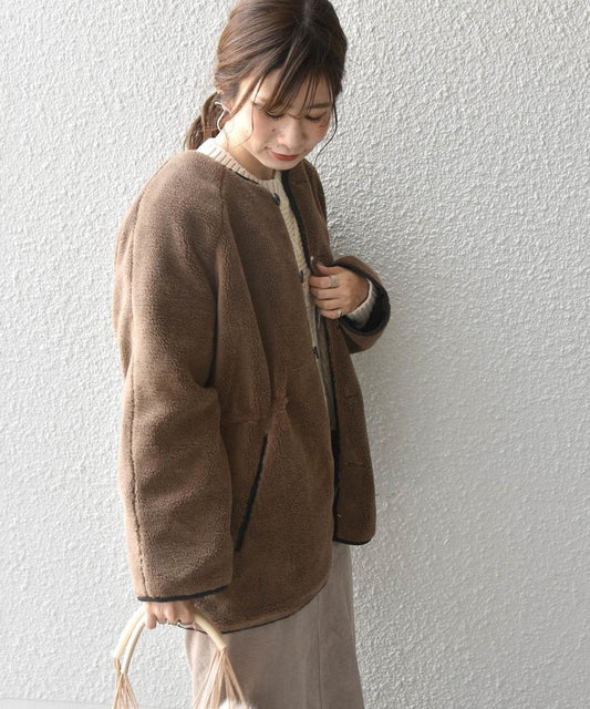 Khaju:リバーシブルノーカラードロストボアコート