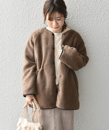 Khaju:リバーシブルノーカラードロストボアコート