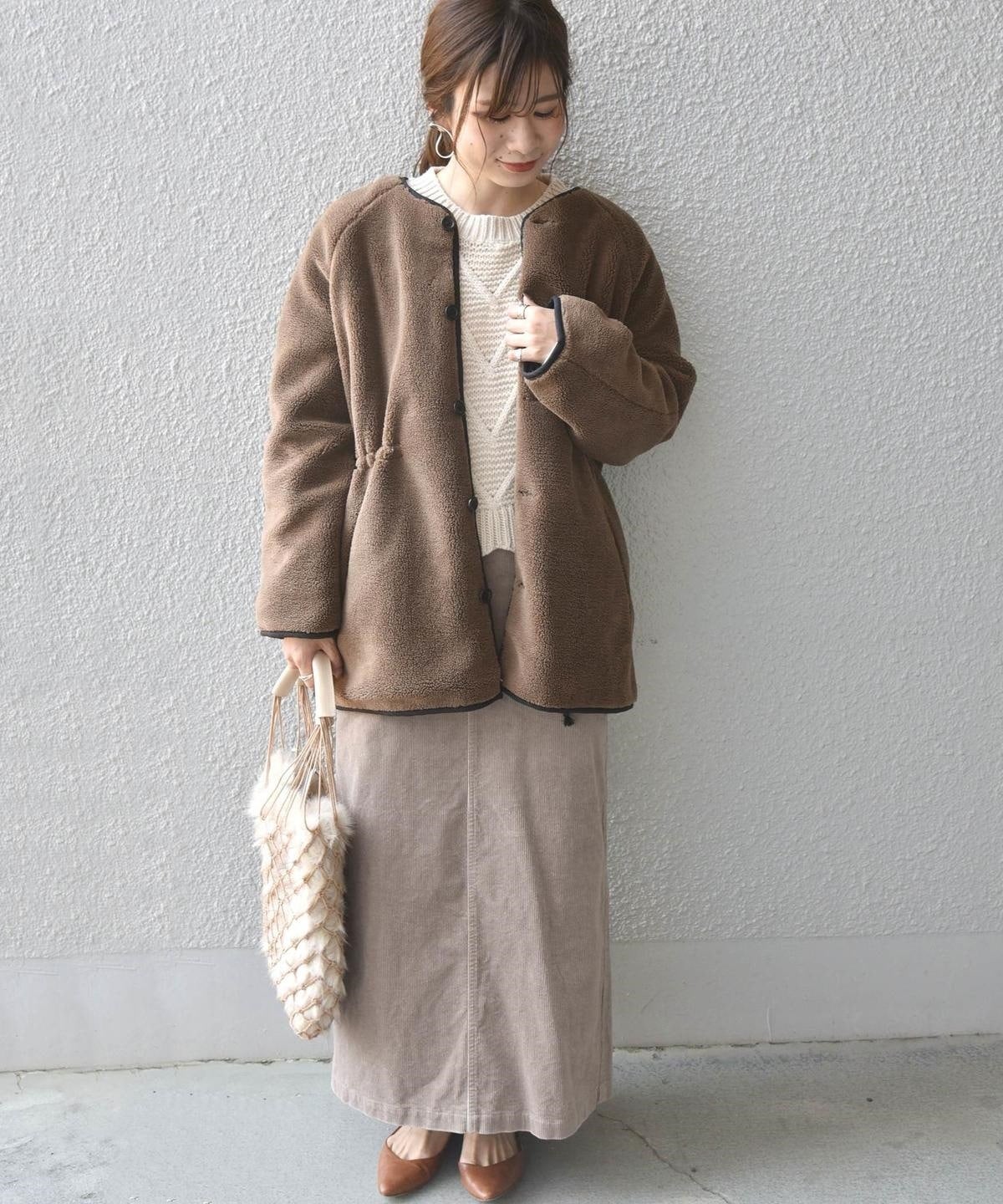 Khaju:リバーシブルノーカラードロストボアコート