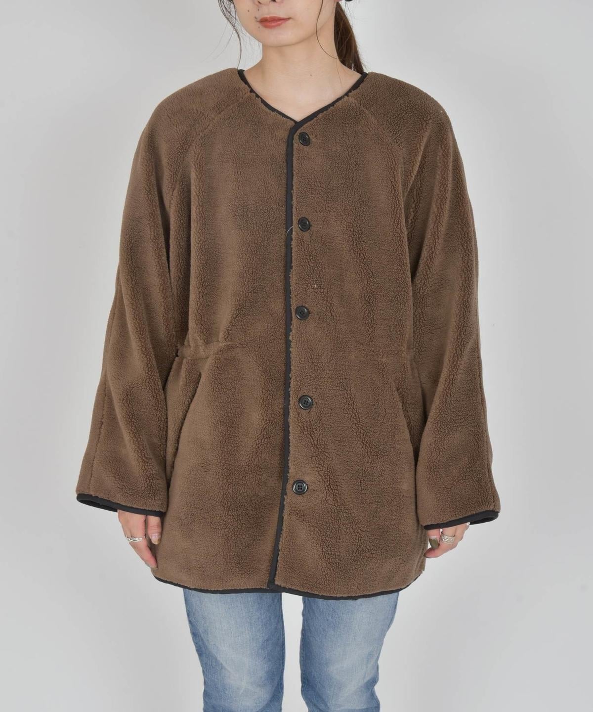 Khaju:リバーシブルノーカラードロストボアコート