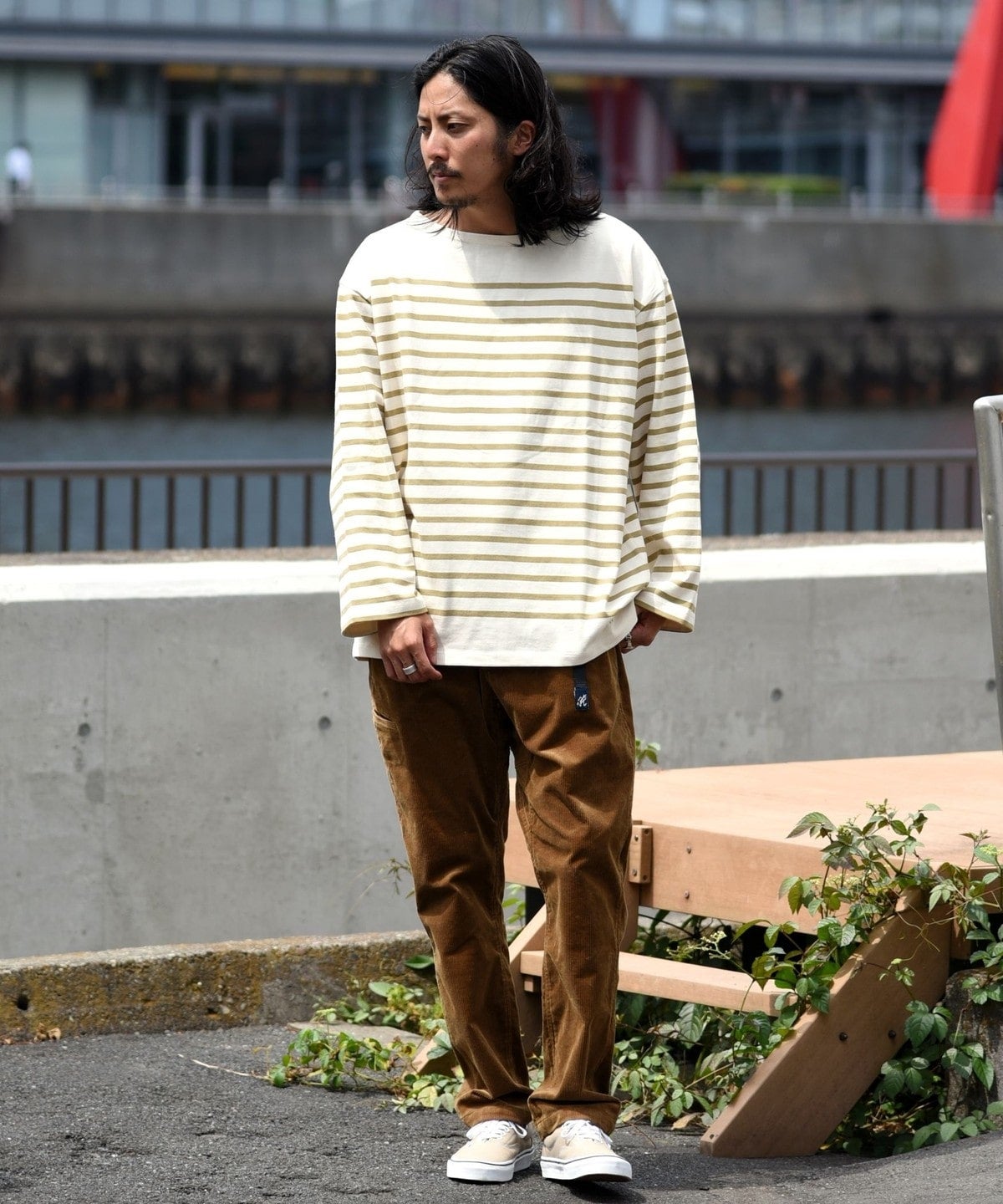 【SHIPS別注】GRAMiCCi: ジャストレングス ストレッチ コーデュロイ パンツ 21FW