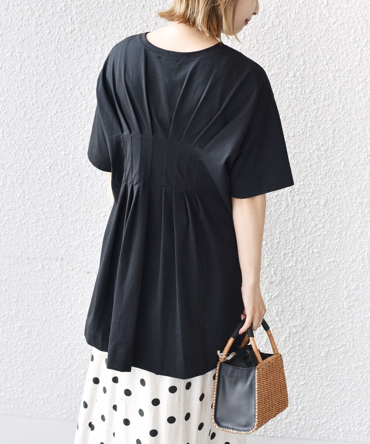 【WEB限定】バックタックデザインTEE