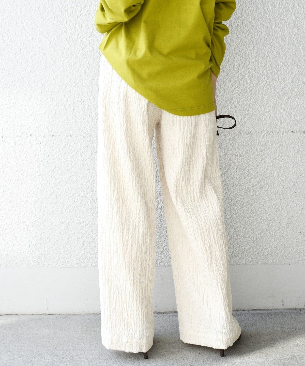 【WEB限定】シャーリングコーデュロイイージーパンツ