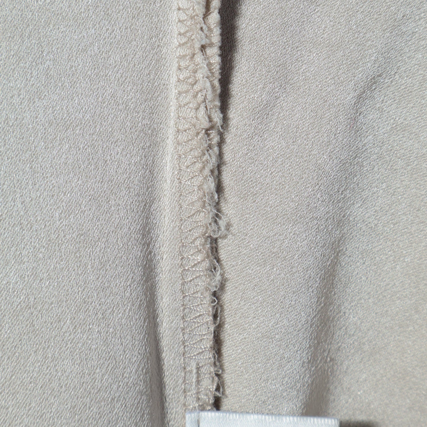 〈手洗い可能〉アセテート混 バックサテン Tブラウス