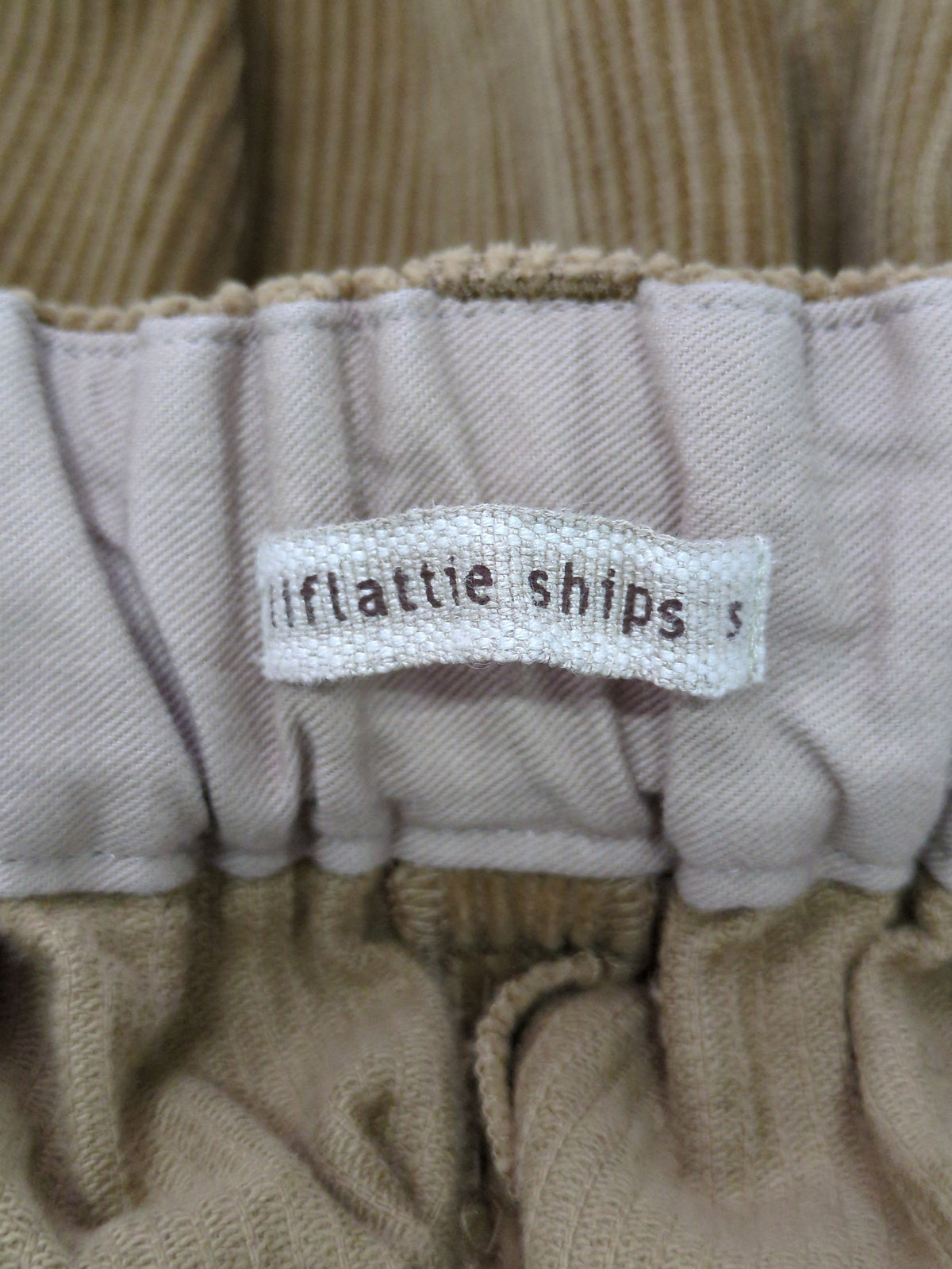 liflattie ships: コーデュロイ タック パンツ