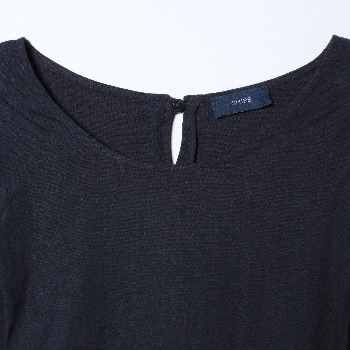 SHIPS:LNN/RY RUFFLE SLEEVE BL