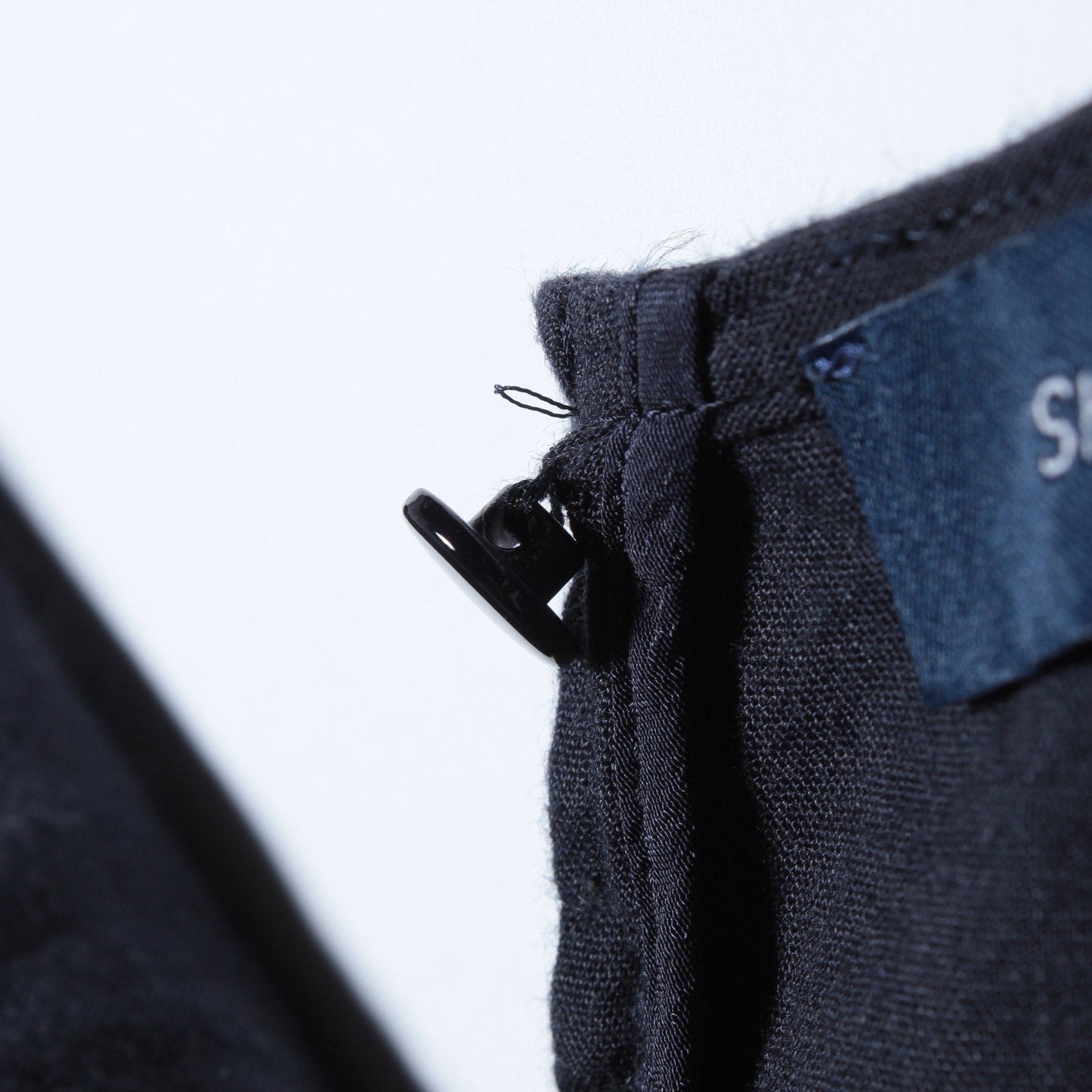 SHIPS:LNN/RY RUFFLE SLEEVE BL
