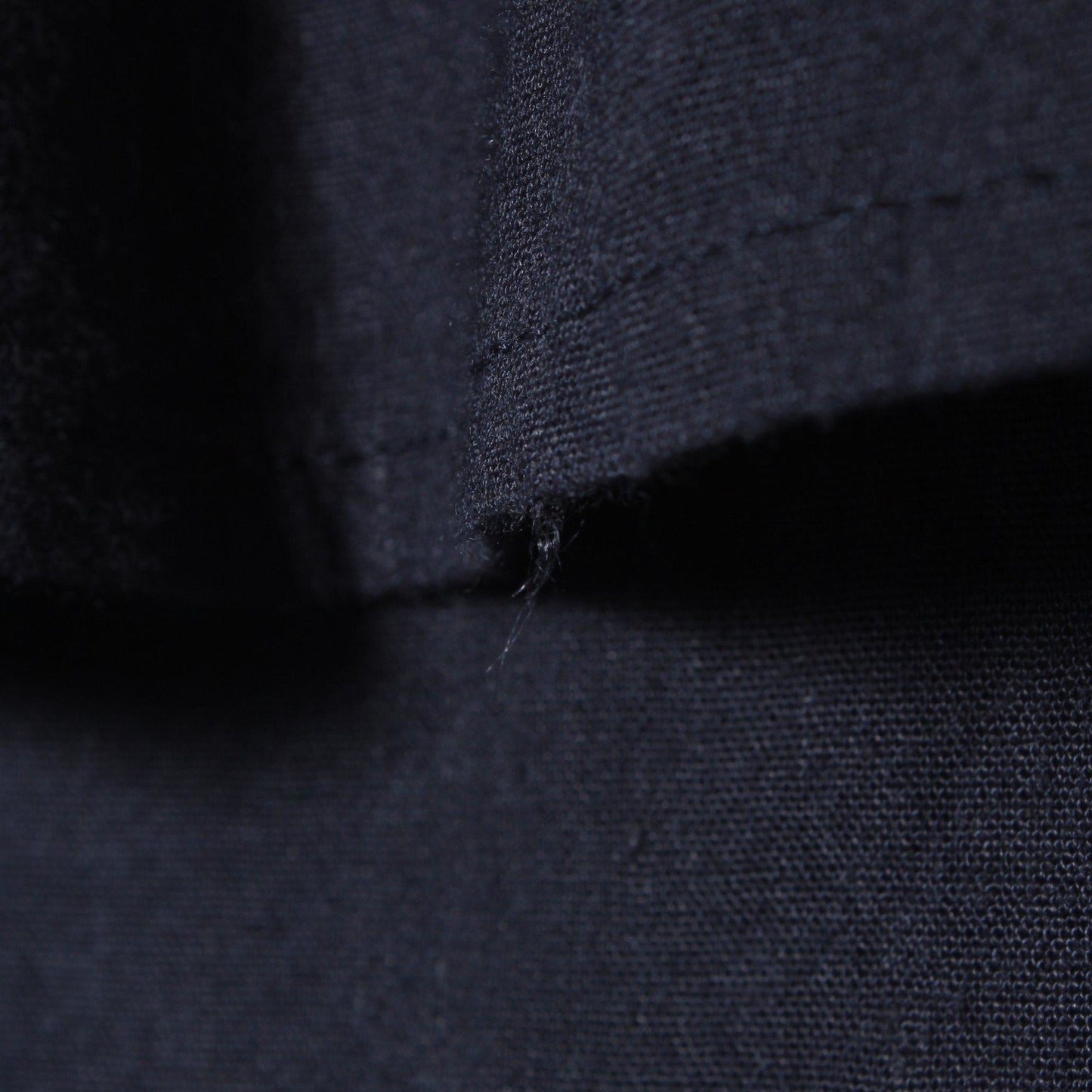 SHIPS:LNN/RY RUFFLE SLEEVE BL