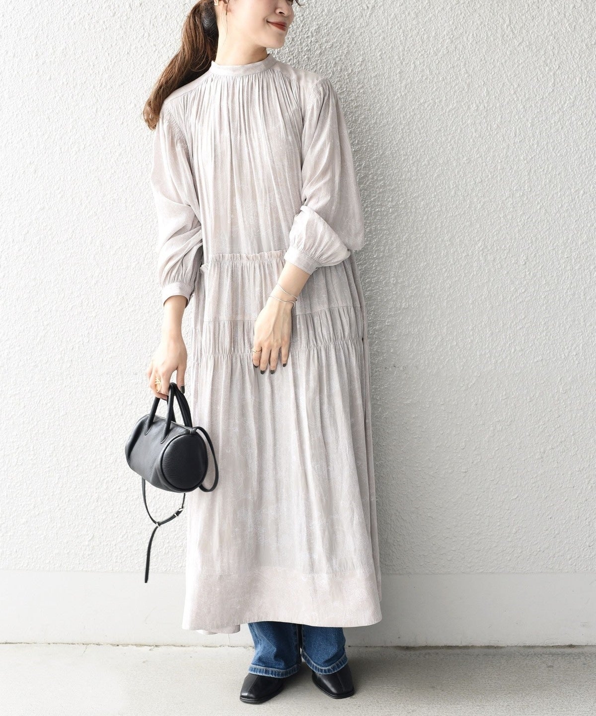 〈手洗い可能〉プリントカッセンギャザーワンピース