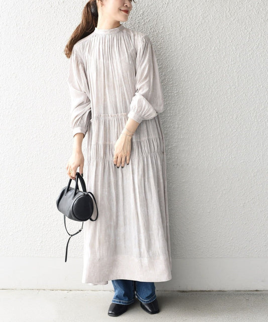 〈手洗い可能〉プリントカッセンギャザーワンピース