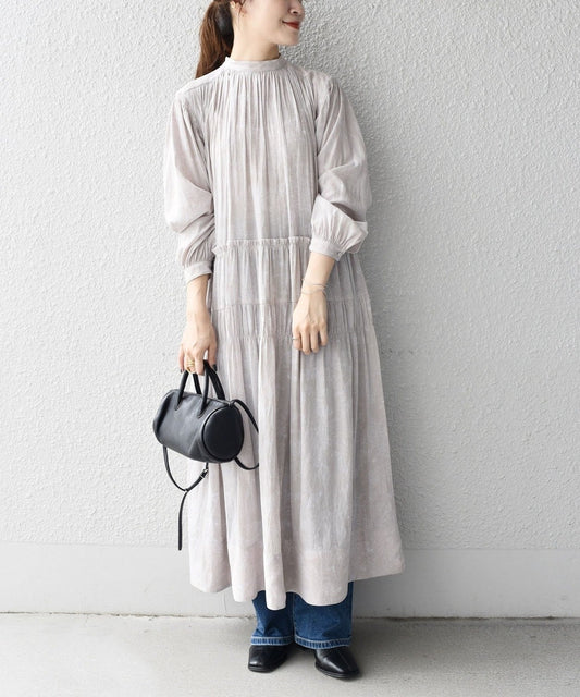 〈手洗い可能〉プリントカッセンギャザーワンピース