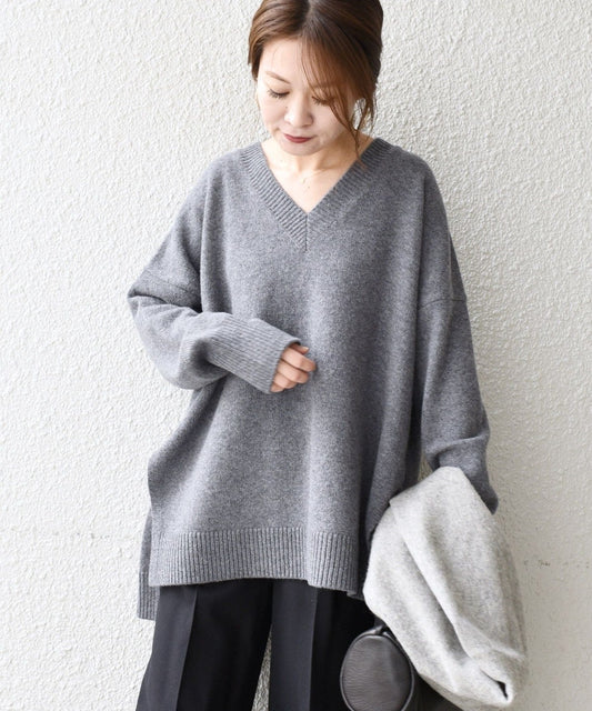 〈手洗い可能〉Vネックサイドスリットビッグプルオーバー