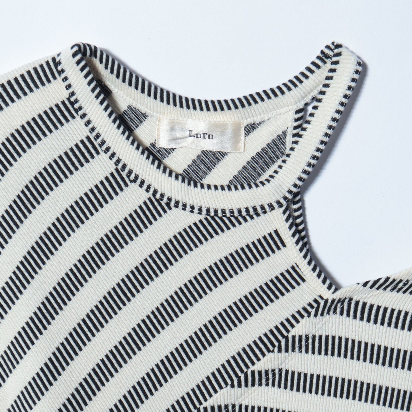 Loro:Tシャツ/カットソー