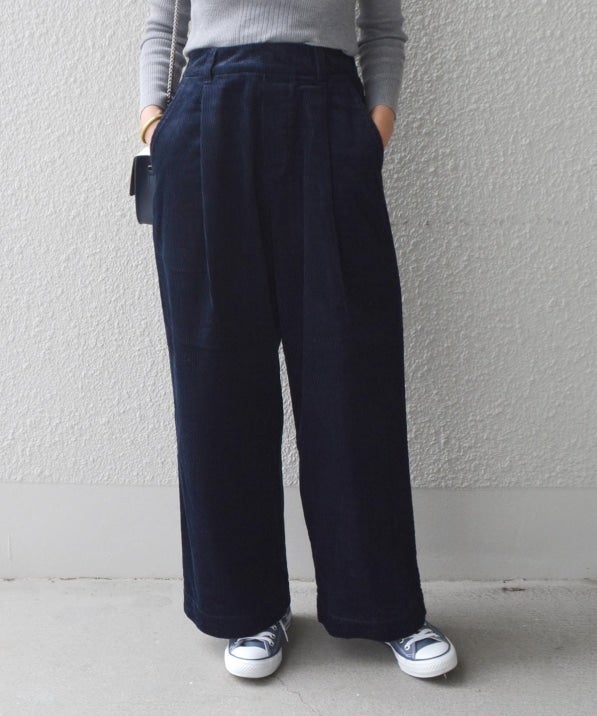 liflattie ships: コーデュロイ タック パンツ