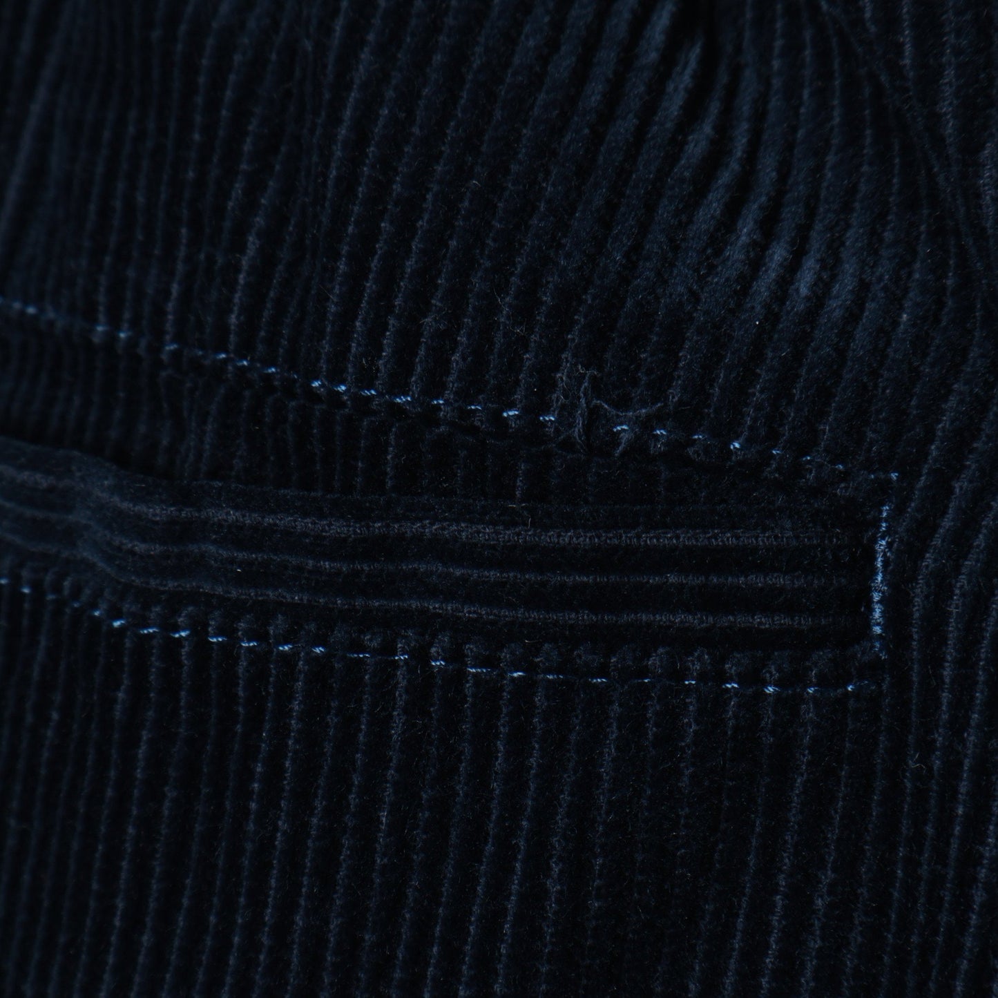 liflattie ships: コーデュロイ タック パンツ