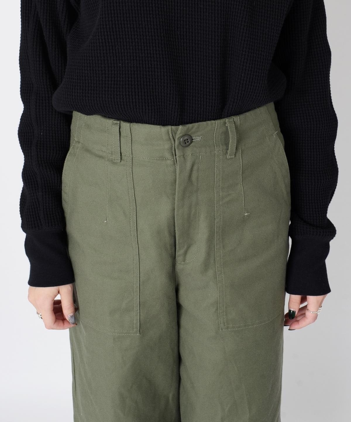 liflattie ships:コットンサージベイカーパンツ