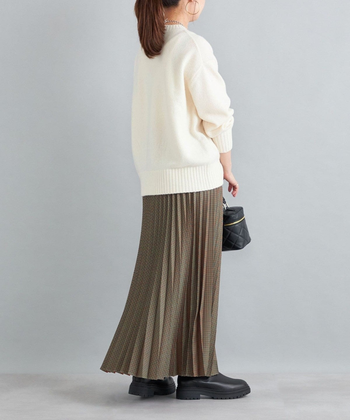 SHANGHAY YLANGTING TRADE CO. L:ニット/セーター