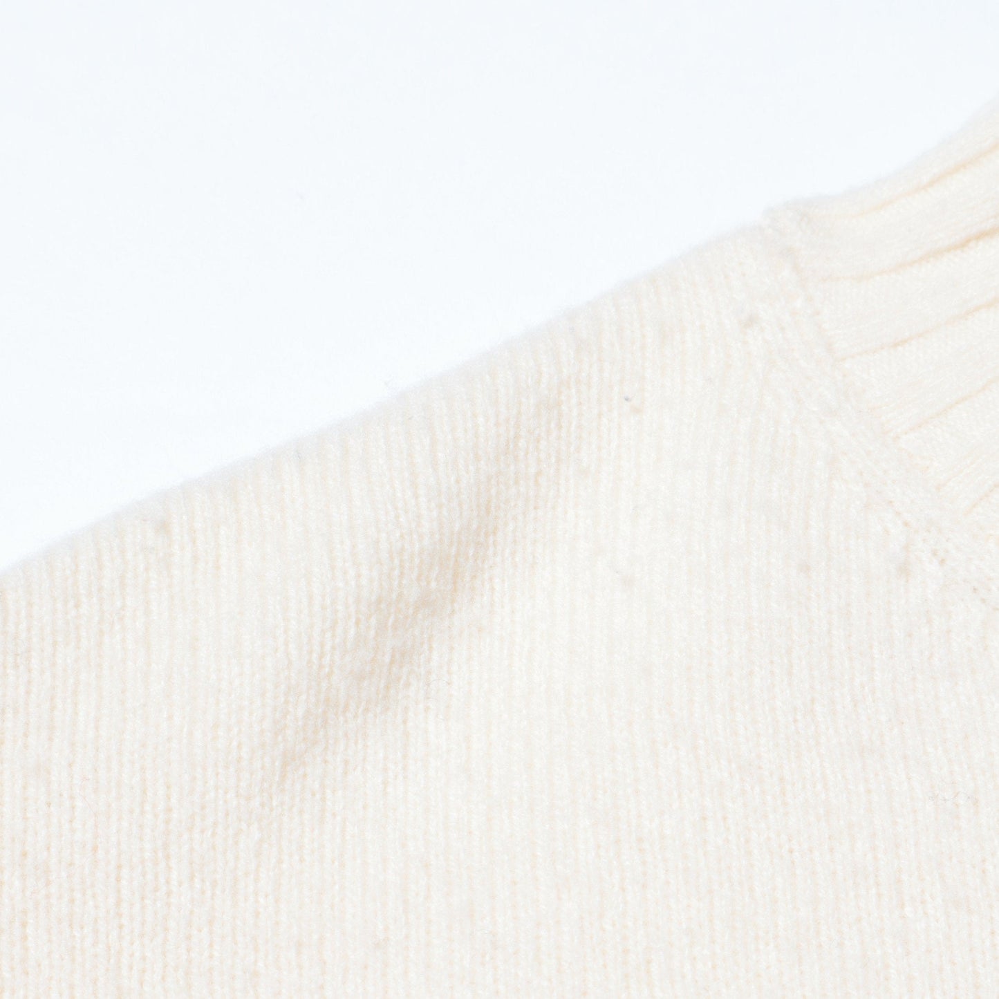 SHANGHAY YLANGTING TRADE CO. L:ニット/セーター