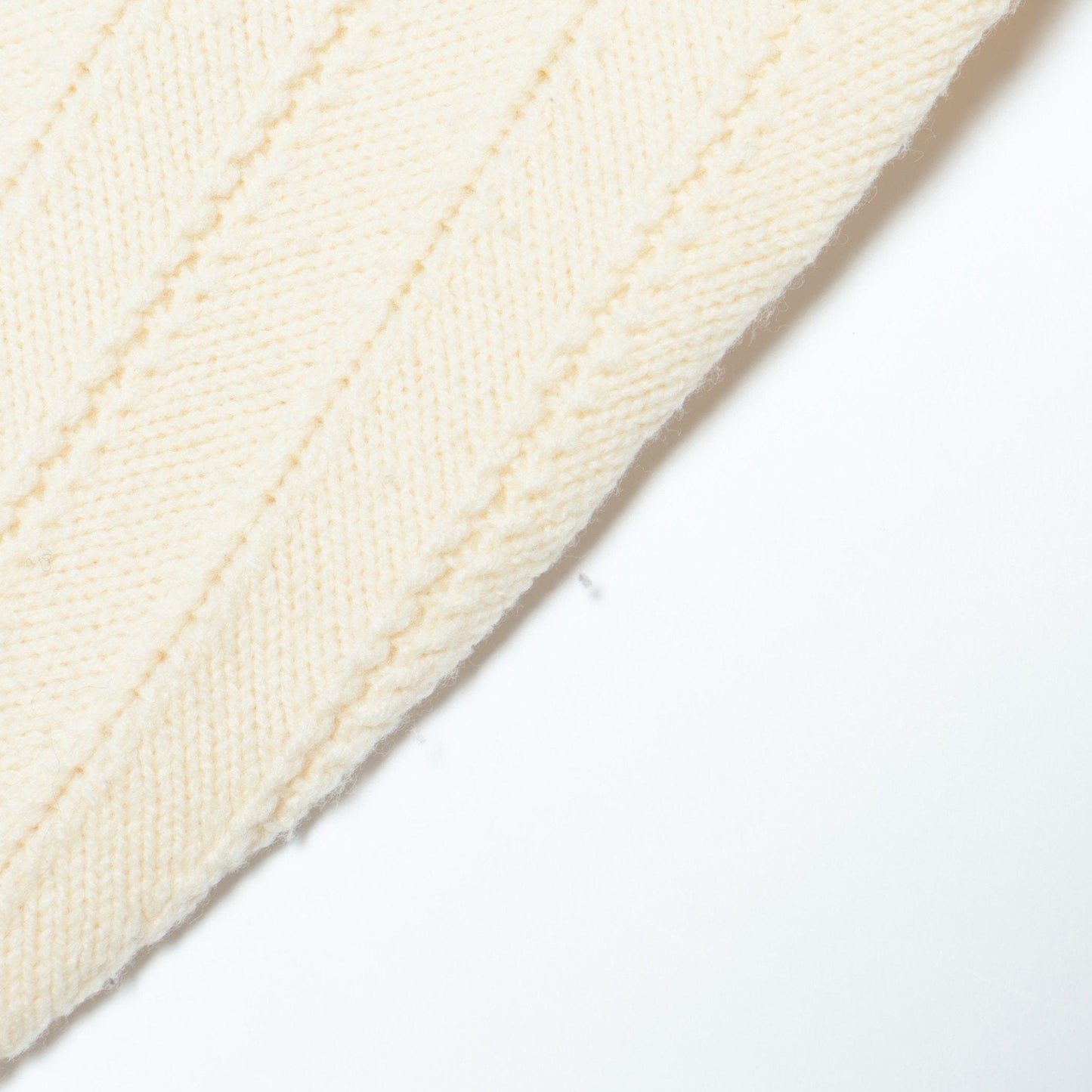 D’ARLES MERINO:ヘリンボーンプルオーバー