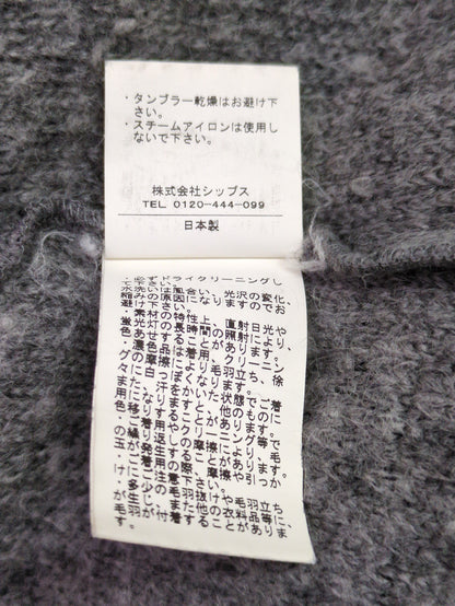 SILVER ROUND HEM CD
