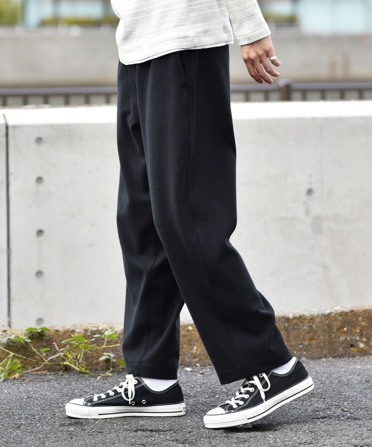 SHIPS: テック ツイード リラックス イージーパンツ