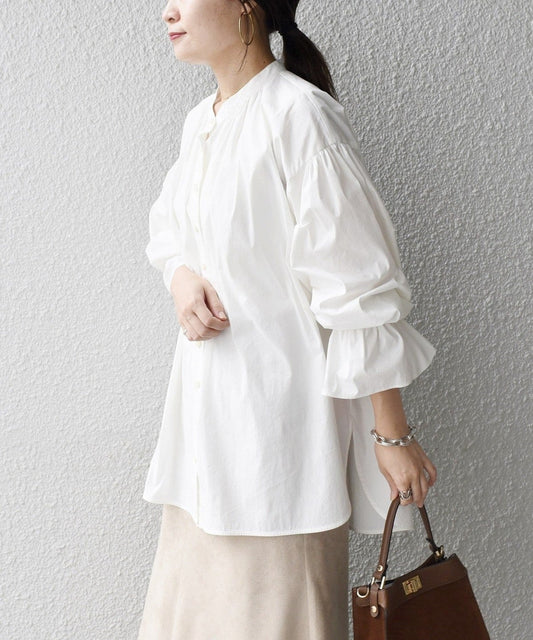〈手洗い可能〉ソリッドギャザースリーブブラウス