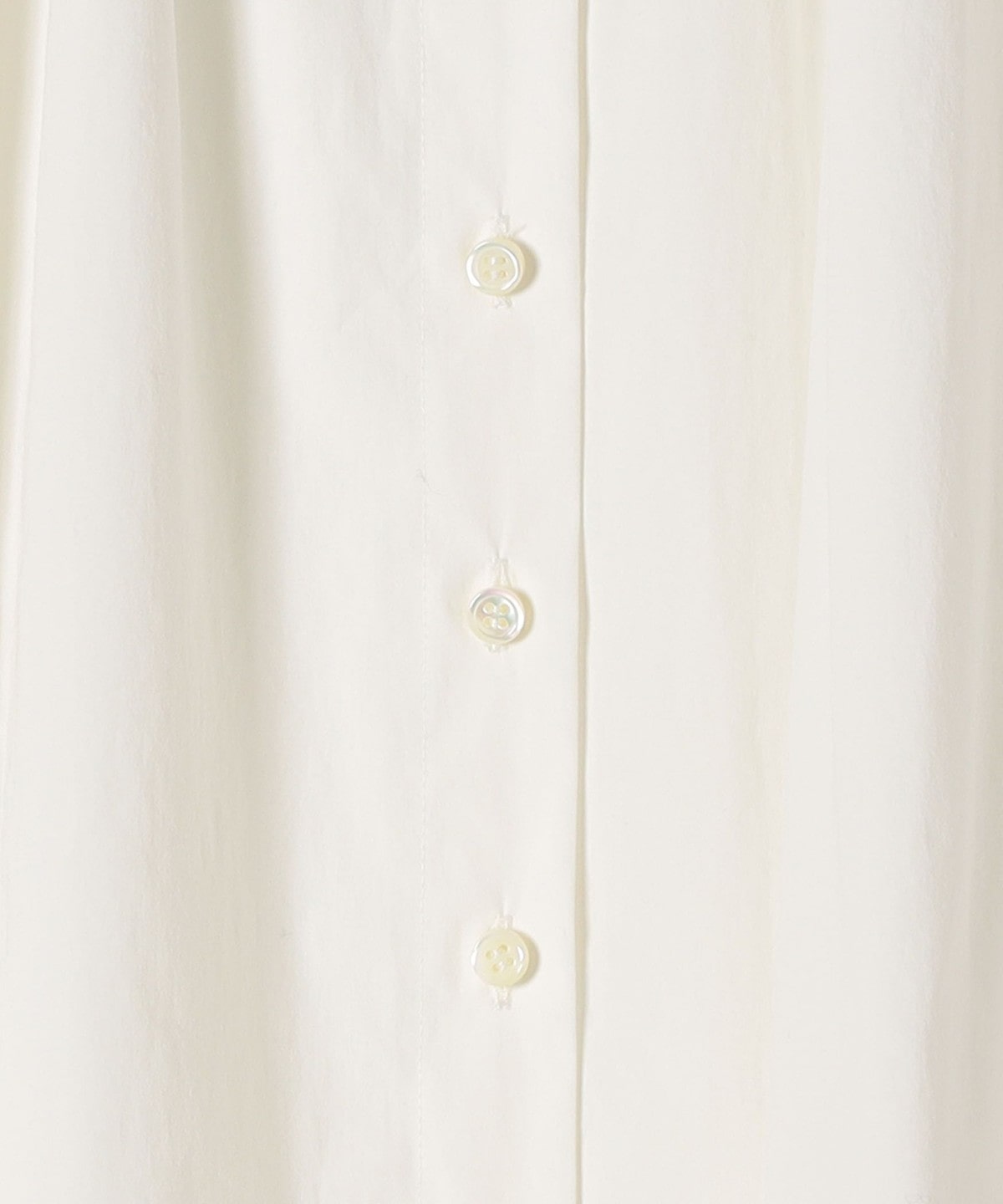 〈手洗い可能〉ソリッドギャザースリーブブラウス