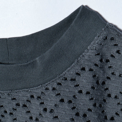 【WEB限定】〈手洗い可能〉アイレット クルーネック プルオーバー