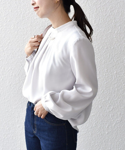 〈手洗い可能〉パール モチーフ ブラウス