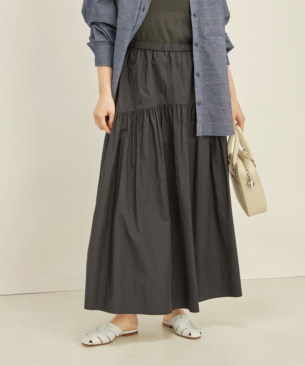 〈手洗い可能〉タフタ ティアード ロング スカート