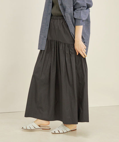〈手洗い可能〉タフタ ティアード ロング スカート