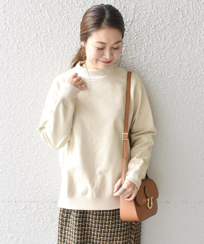 liflattie ships:ウラケハイネックスリットプルオーバー