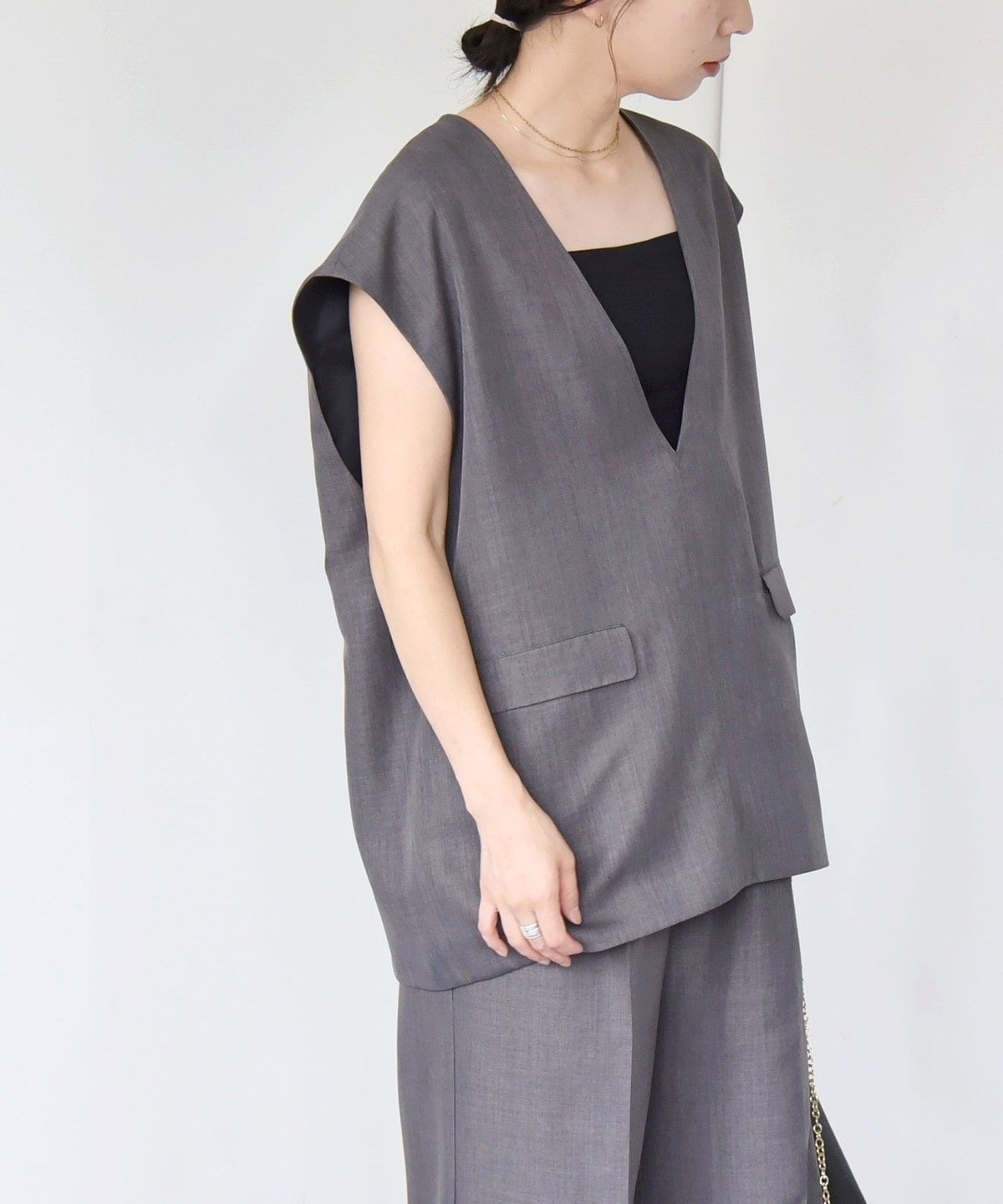 quaranciel:〈洗濯機可能〉ウーステッド フレンチスリーブ Vネック ベスト ジレ