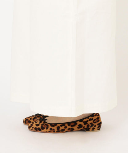 【SHIPS別注】UNIVERSAL OVERALL: Vネックジャンパースカートwhite