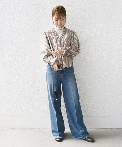 【WEB限定】〈手洗い可能〉 シャーリング Vネック 長袖 ブラウス