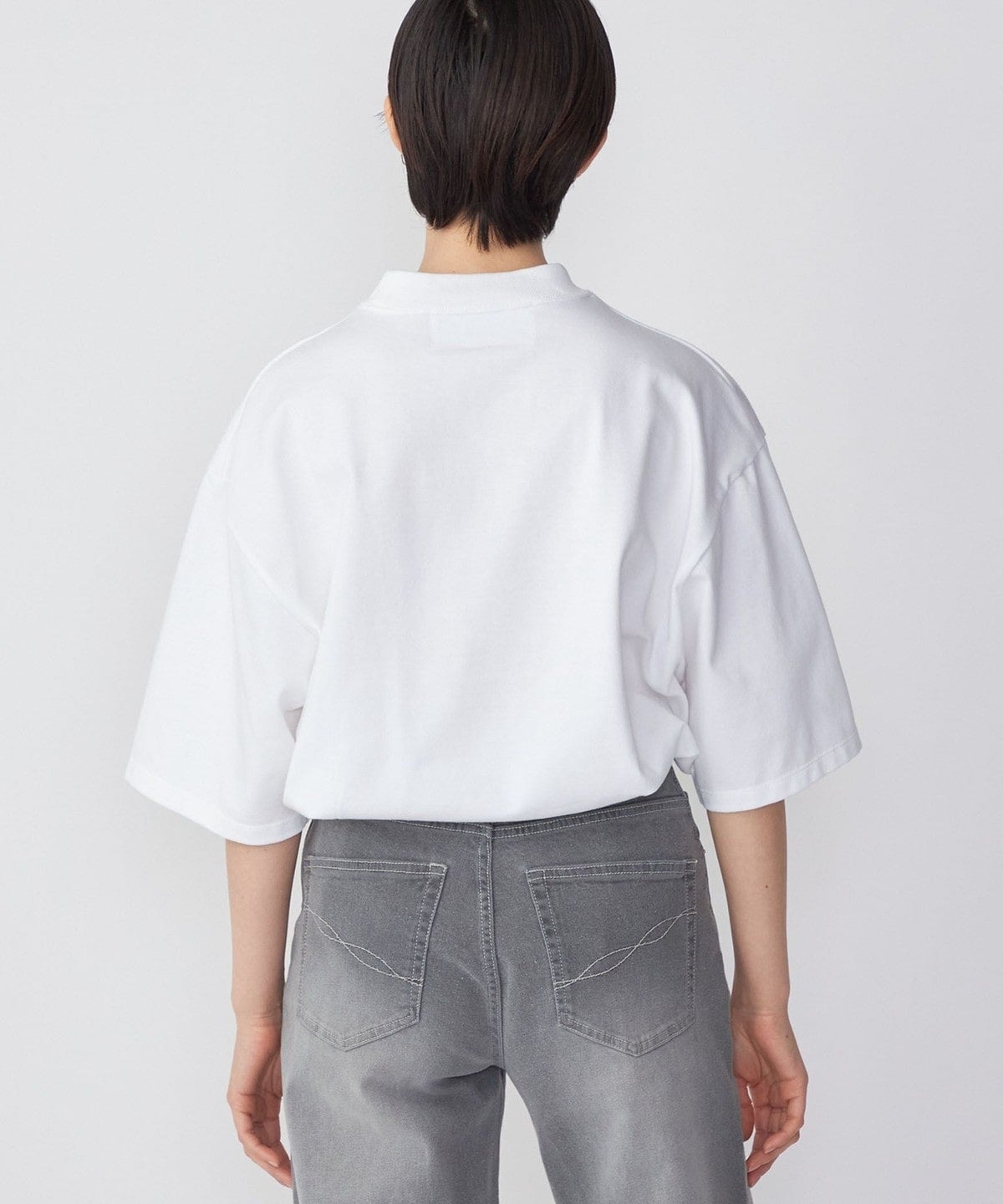 【SHIPS別注】THYARD: ラウンドテール ポケット Tシャツ