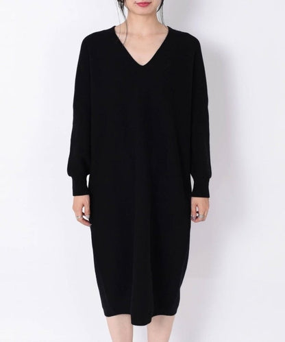 【手洗い可能】ホールガーメントVネックワンピース