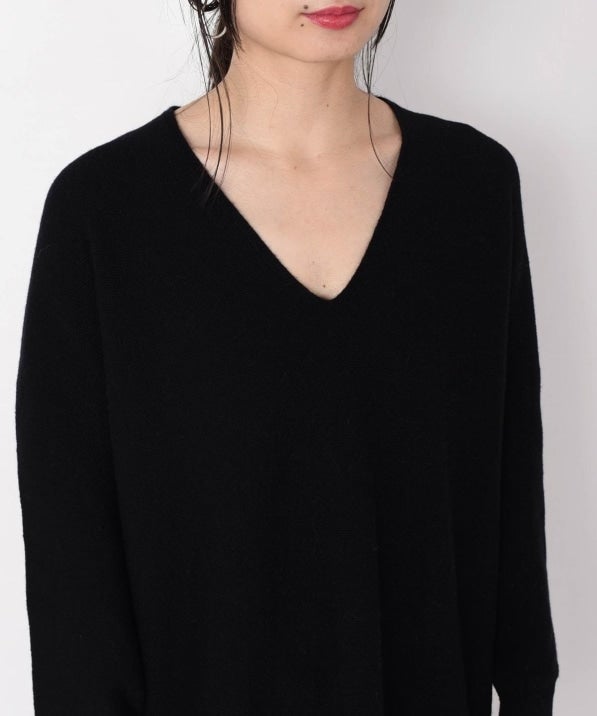 【手洗い可能】ホールガーメントVネックワンピース