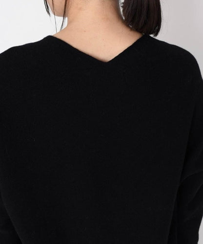 【手洗い可能】ホールガーメントVネックワンピース