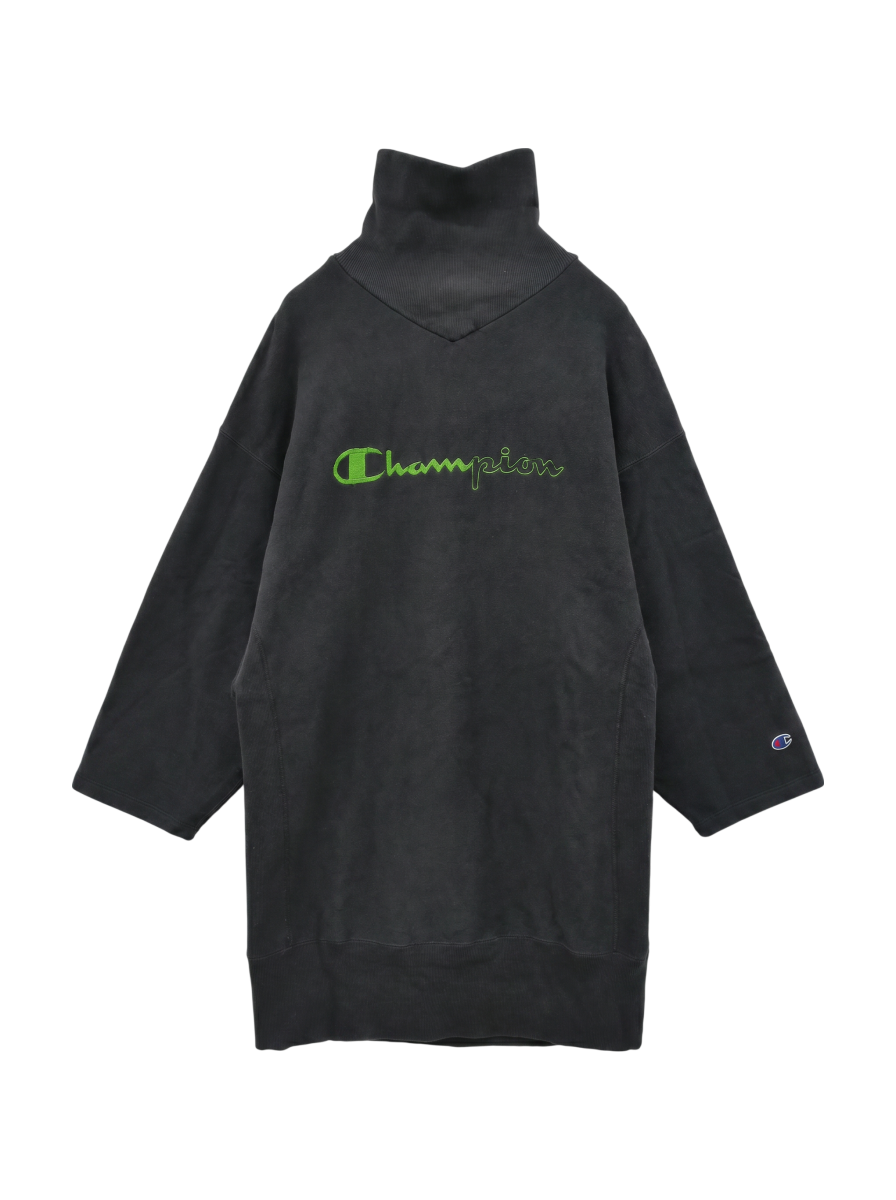 Champion:ハイネックスウェット