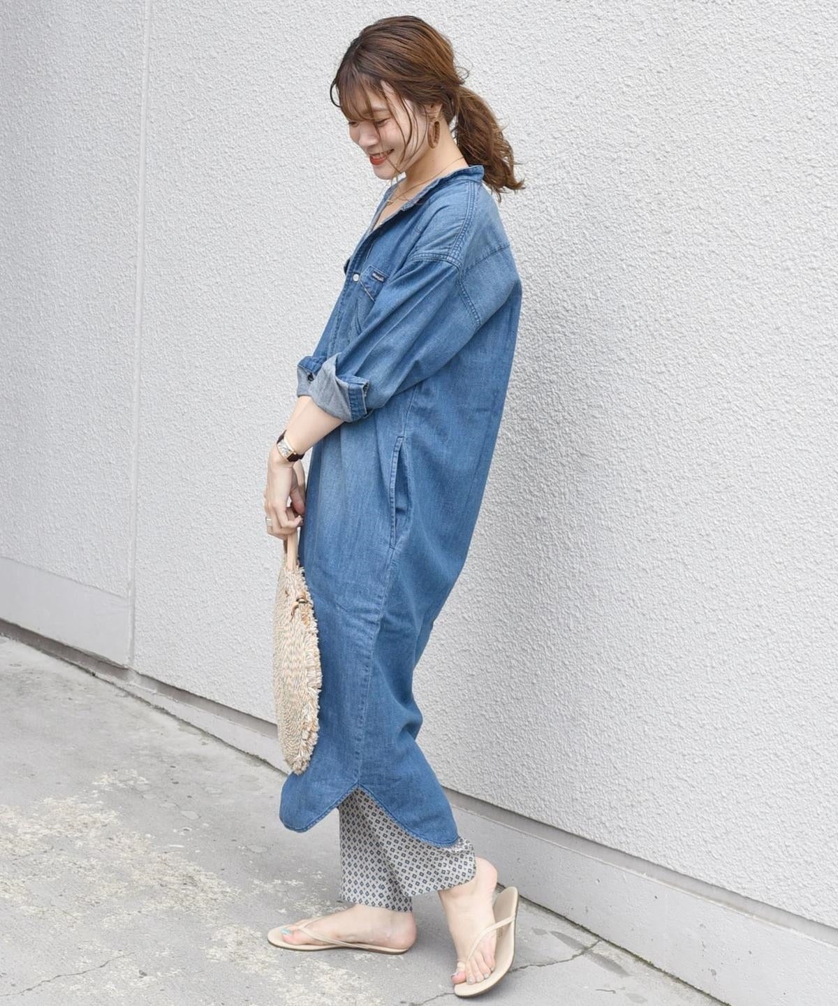 【SHIPS別注】Wrangler: ノーカラーデニムシャツワンピース